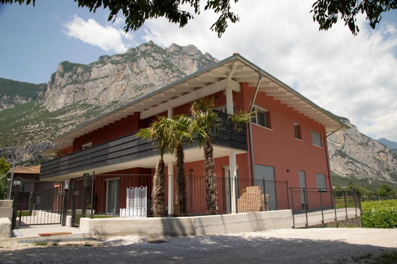 HOLIDAY APARTMENTS GIULIA - Green Pietramurata Buitenkant foto